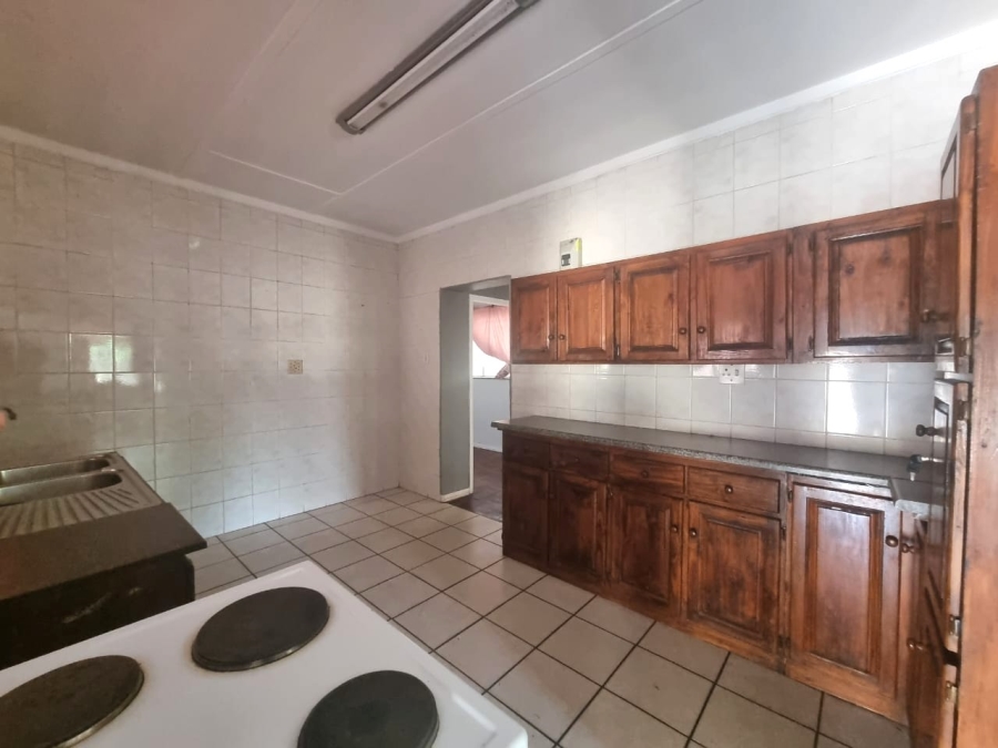 3 Bedroom Property for Sale in Vanderbijlpark SW 5 Gauteng