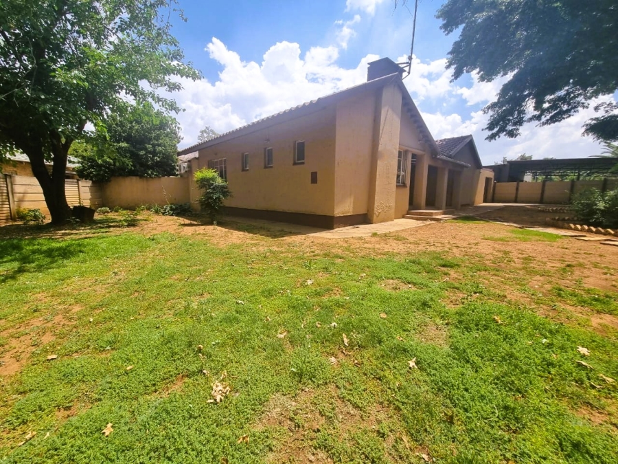 3 Bedroom Property for Sale in Vanderbijlpark SW 5 Gauteng