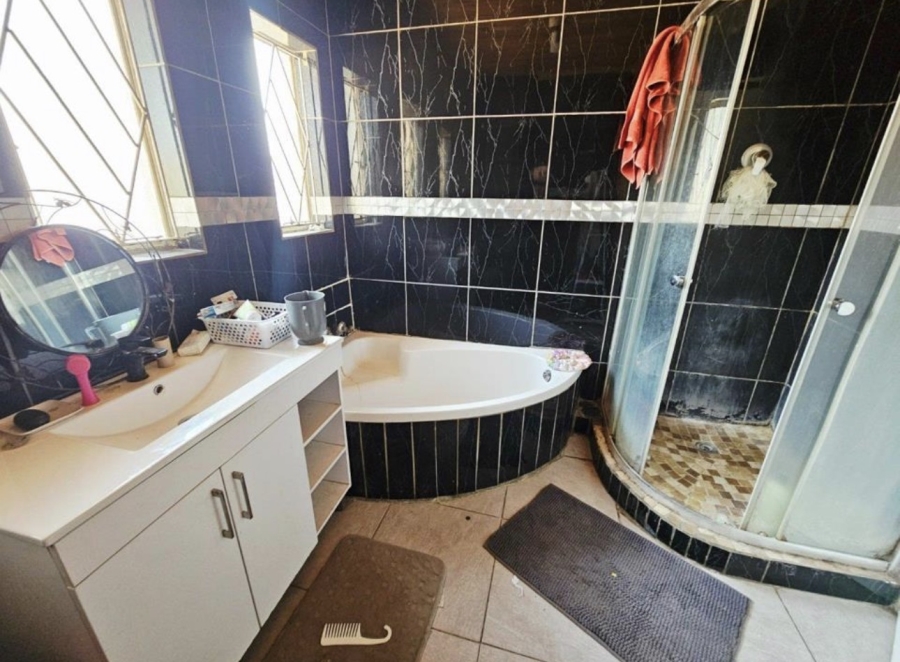 3 Bedroom Property for Sale in Minnebron Gauteng