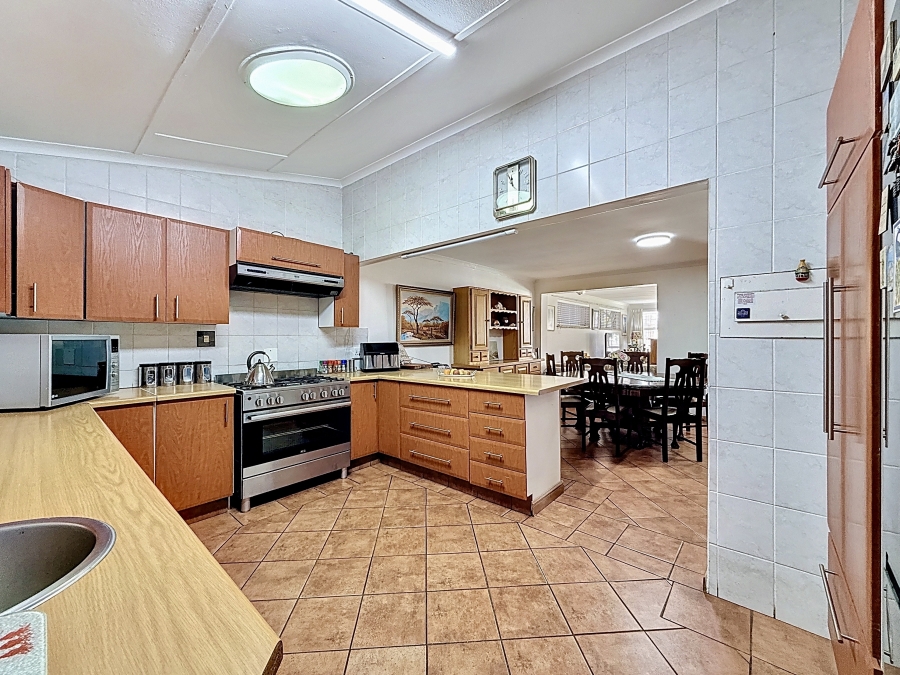 3 Bedroom Property for Sale in Sinoville Gauteng