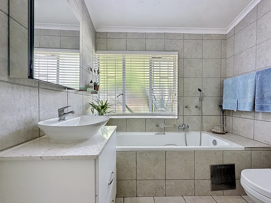 3 Bedroom Property for Sale in Sinoville Gauteng