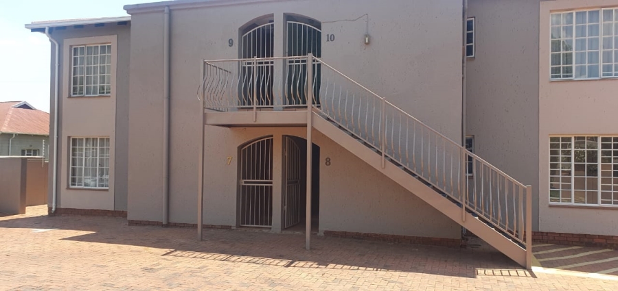 2 Bedroom Property for Sale in Lambton Gauteng