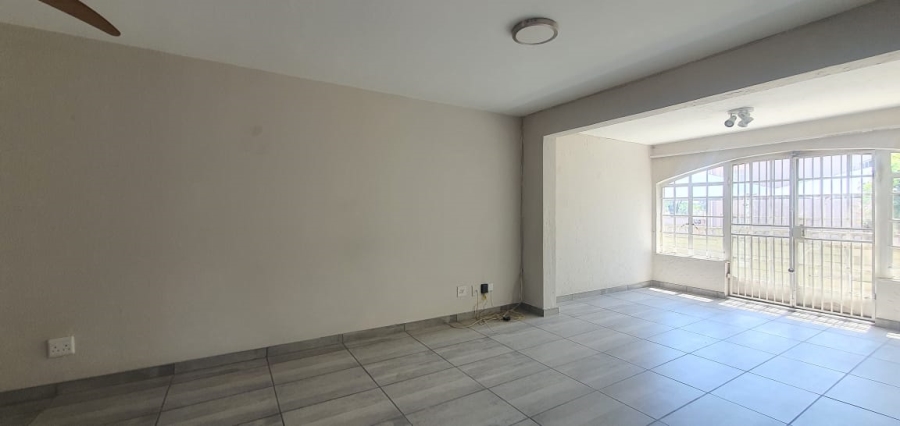 2 Bedroom Property for Sale in Lambton Gauteng