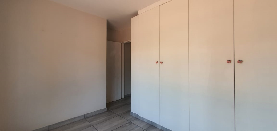2 Bedroom Property for Sale in Lambton Gauteng