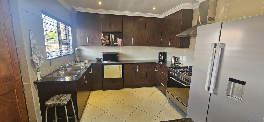 3 Bedroom Property for Sale in New Redruth Gauteng
