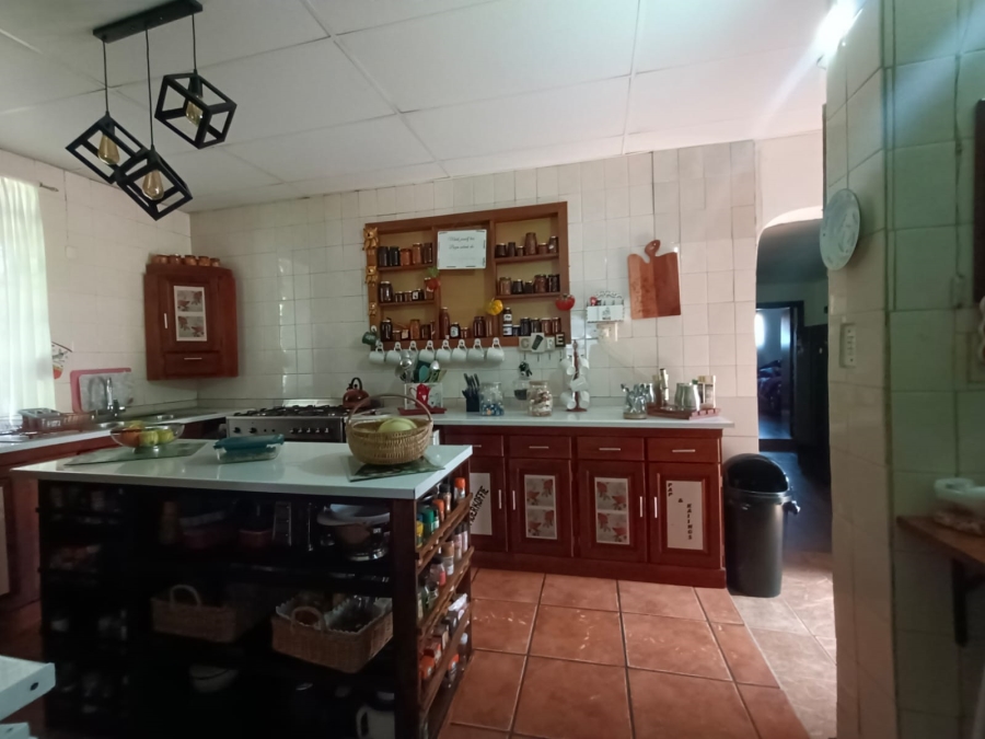 4 Bedroom Property for Sale in Unitas Park Gauteng