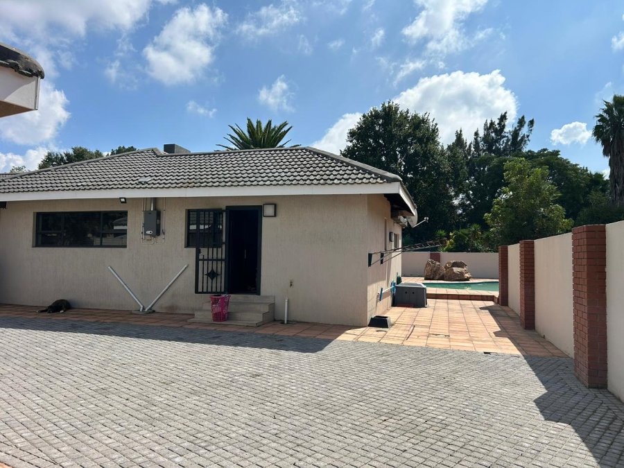 4 Bedroom Property for Sale in Vanderbijlpark SW 5 Gauteng