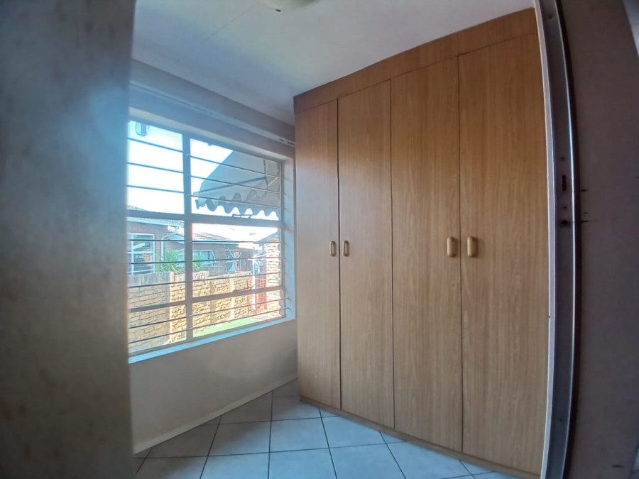 3 Bedroom Property for Sale in Mindalore Gauteng