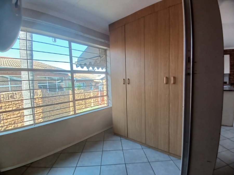 3 Bedroom Property for Sale in Mindalore Gauteng