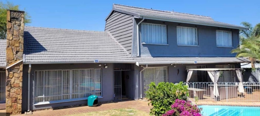 6 Bedroom Property for Sale in Dowerglen Gauteng
