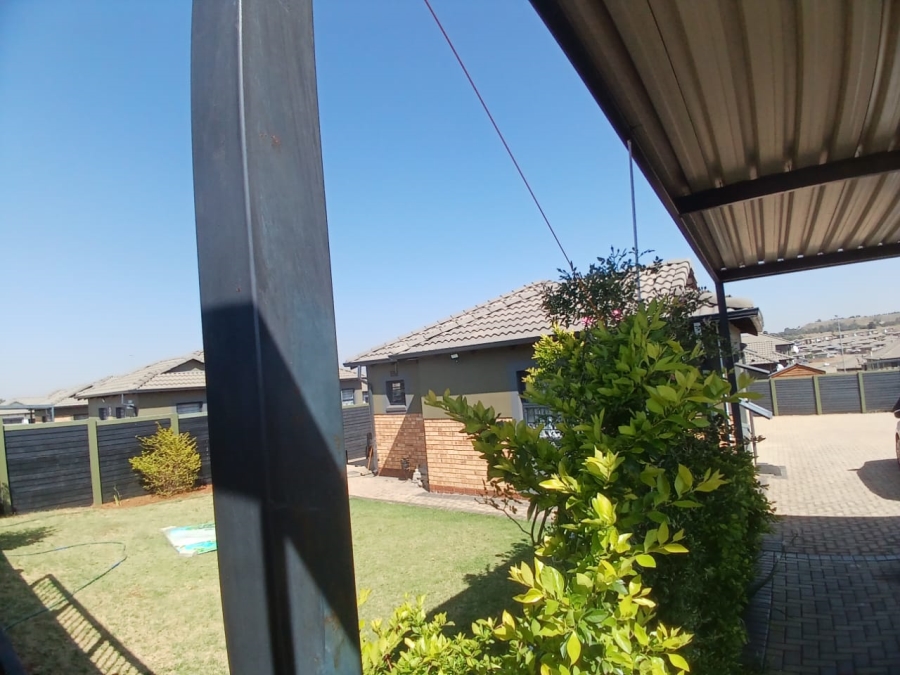 3 Bedroom Property for Sale in Mindalore Gauteng