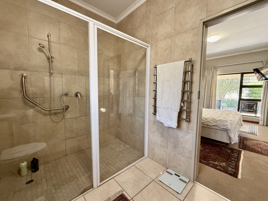 1 Bedroom Property for Sale in The Retreat Gauteng