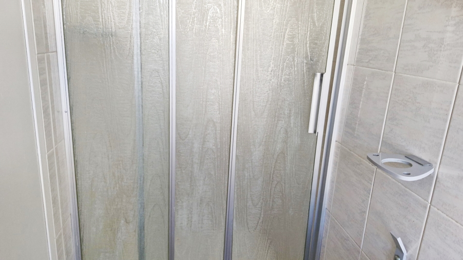 2 Bedroom Property for Sale in Kew Gauteng