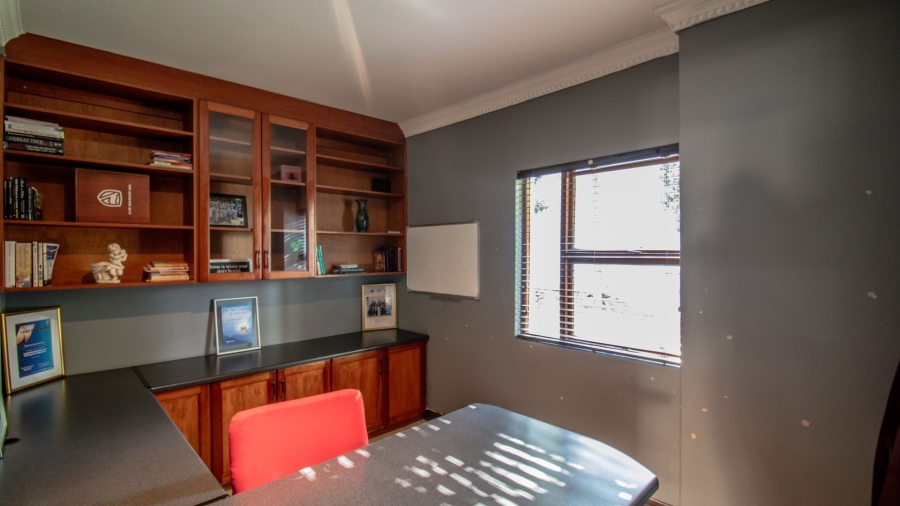 4 Bedroom Property for Sale in Savannah Hills Estate Gauteng