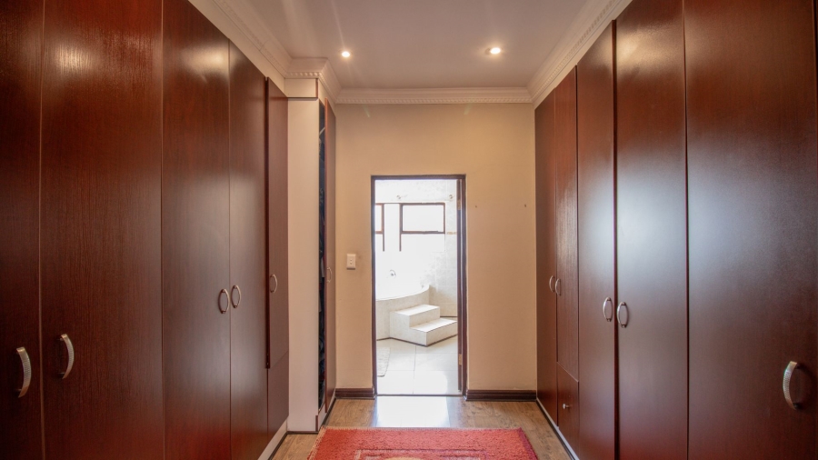 4 Bedroom Property for Sale in Savannah Hills Estate Gauteng