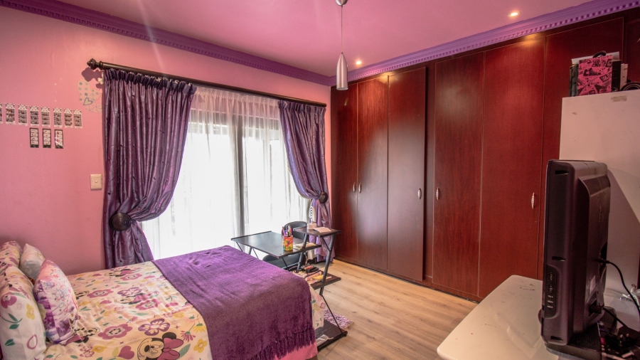 4 Bedroom Property for Sale in Savannah Hills Estate Gauteng