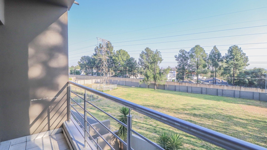 2 Bedroom Property for Sale in Broadacres Gauteng