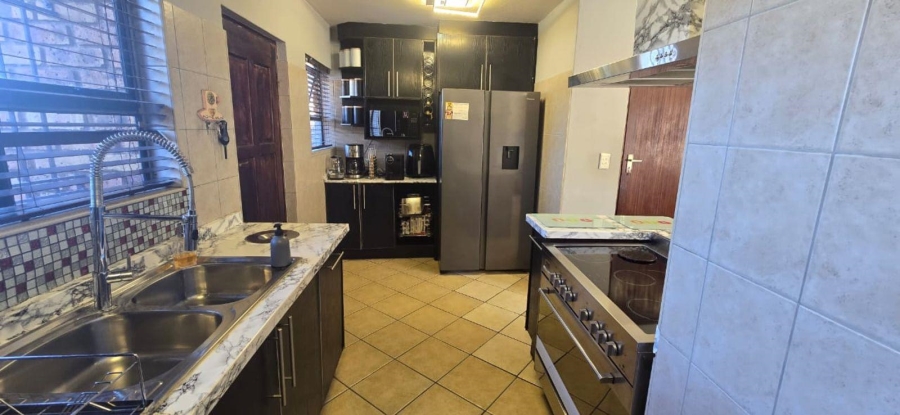 3 Bedroom Property for Sale in Klopperpark Gauteng