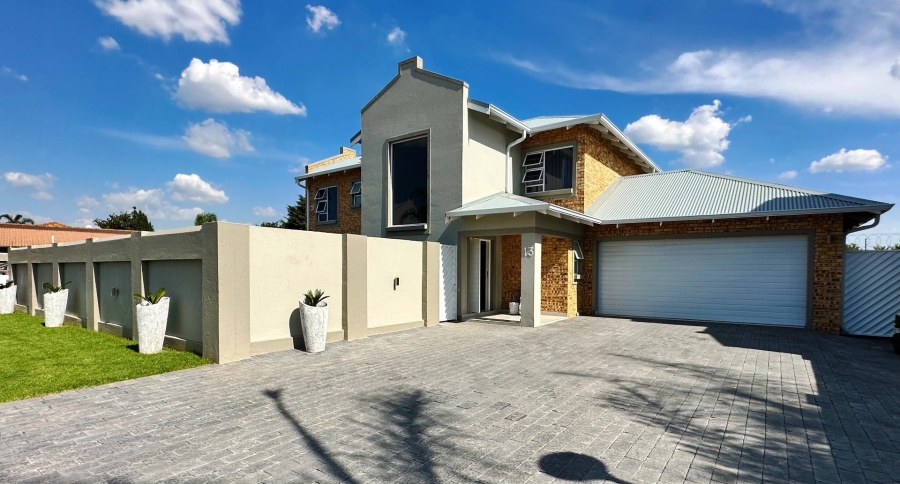 3 Bedroom Property for Sale in Beyers Park Gauteng