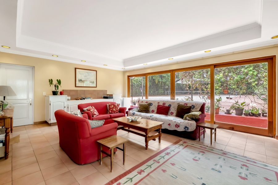 4 Bedroom Property for Sale in Dunkeld Gauteng