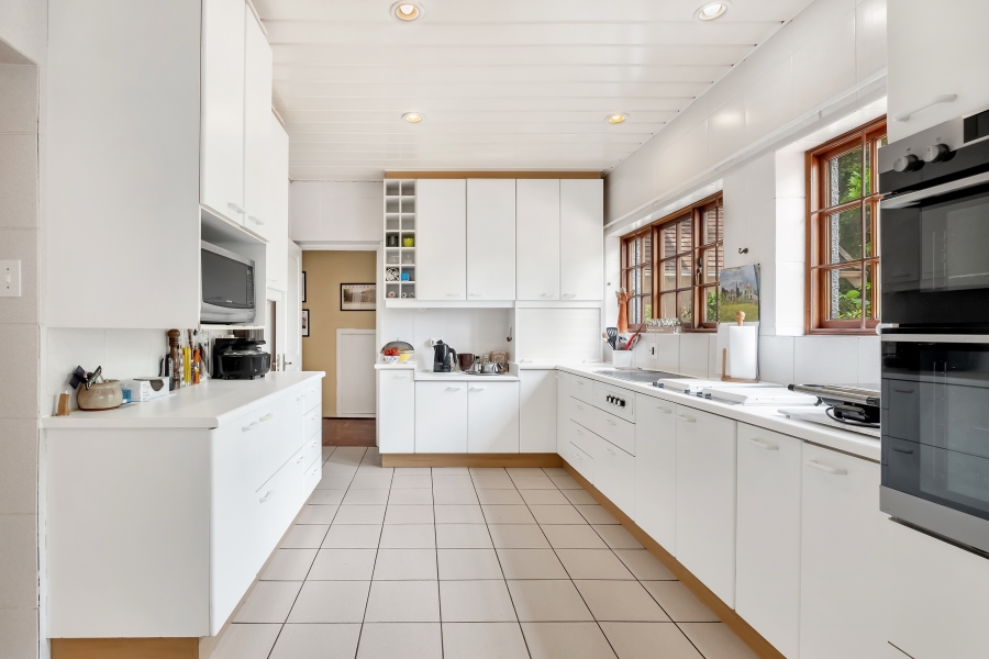 4 Bedroom Property for Sale in Dunkeld Gauteng