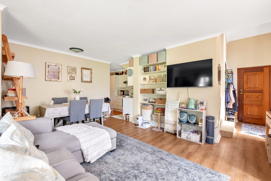 4 Bedroom Property for Sale in Dunkeld Gauteng