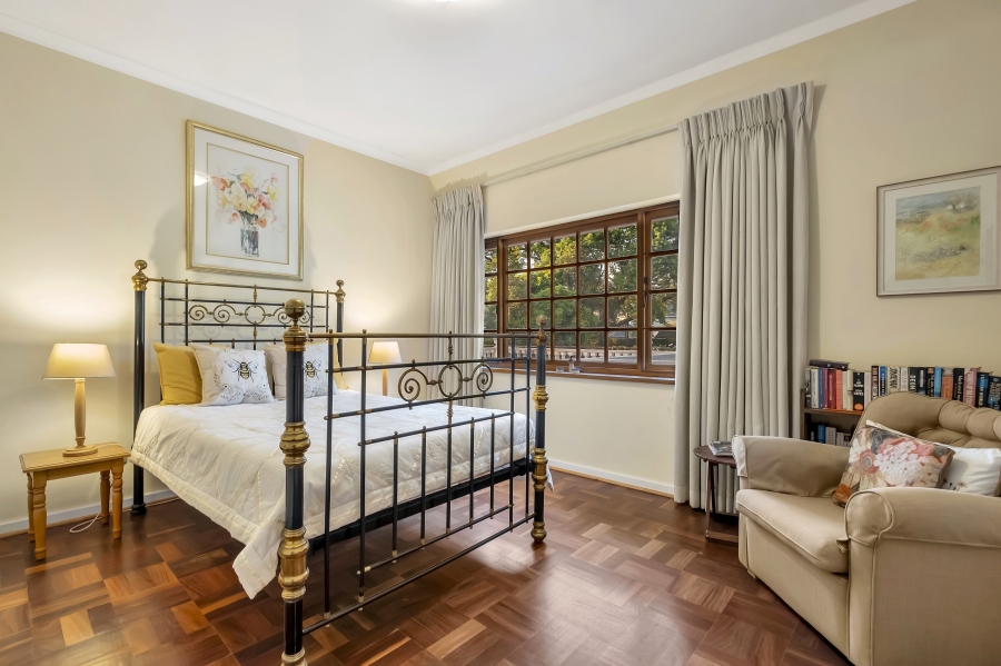 4 Bedroom Property for Sale in Dunkeld Gauteng