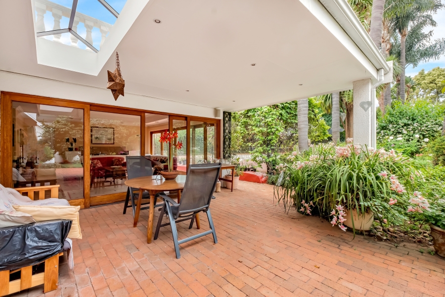 4 Bedroom Property for Sale in Dunkeld Gauteng