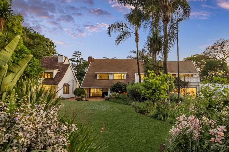 4 Bedroom Property for Sale in Dunkeld Gauteng