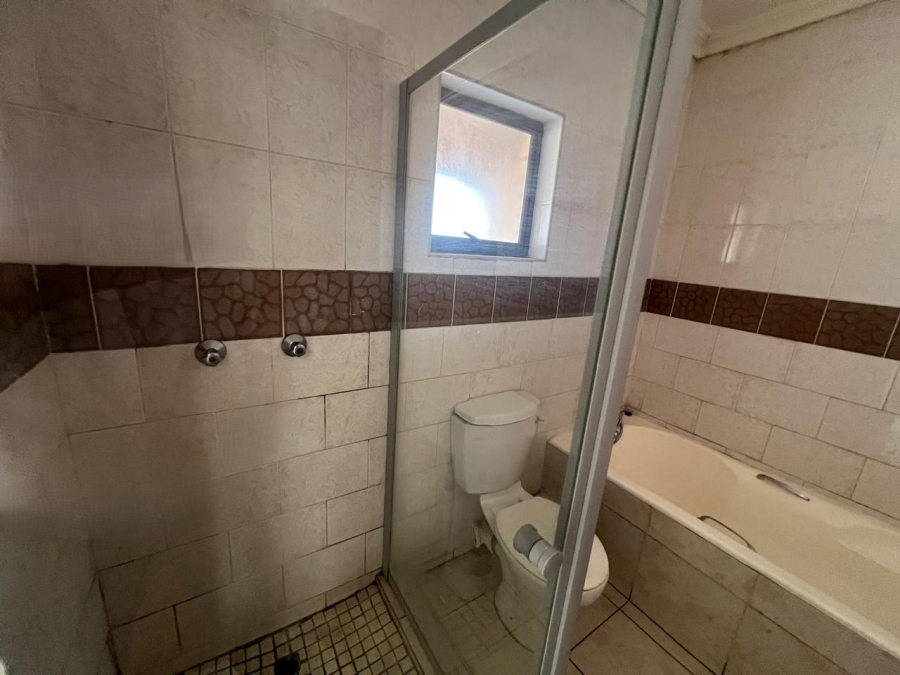 2 Bedroom Property for Sale in Heidelberg Gauteng
