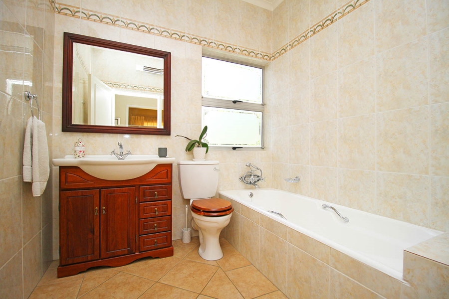 4 Bedroom Property for Sale in Weltevreden Park Gauteng
