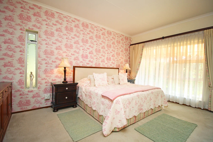 4 Bedroom Property for Sale in Weltevreden Park Gauteng