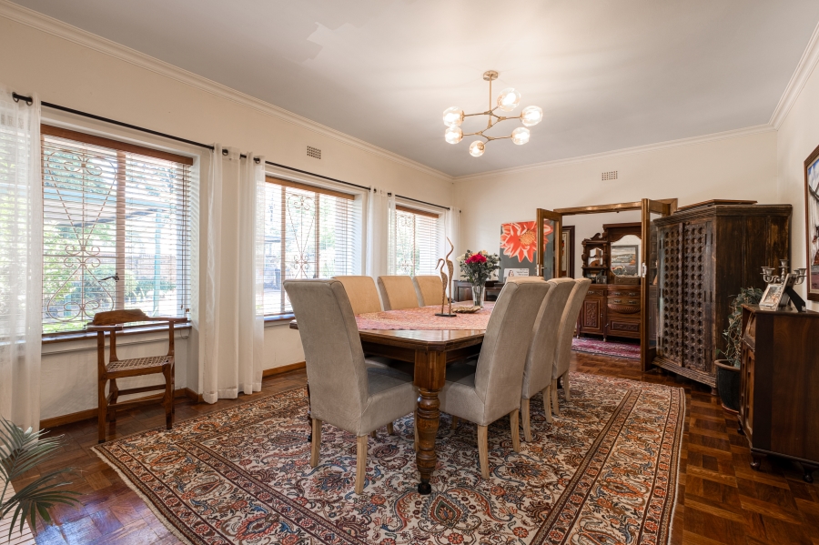 5 Bedroom Property for Sale in Linden Gauteng