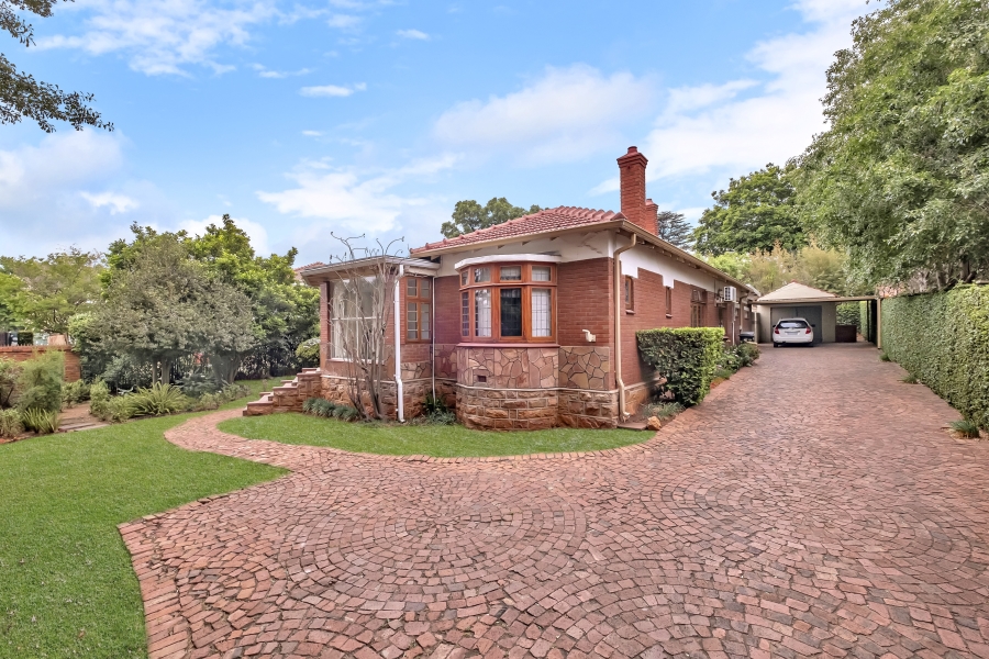 4 Bedroom Property for Sale in Greenside Gauteng