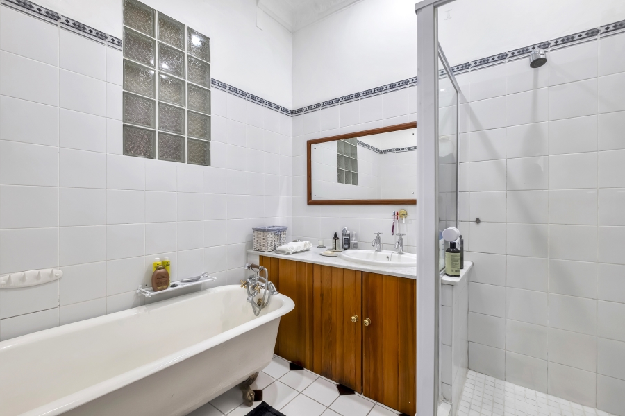 4 Bedroom Property for Sale in Greenside Gauteng