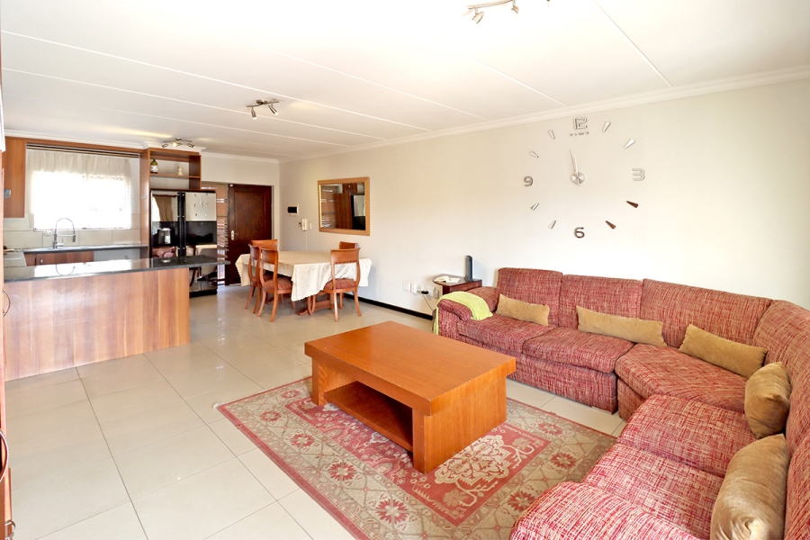 3 Bedroom Property for Sale in Barbeque Downs Gauteng