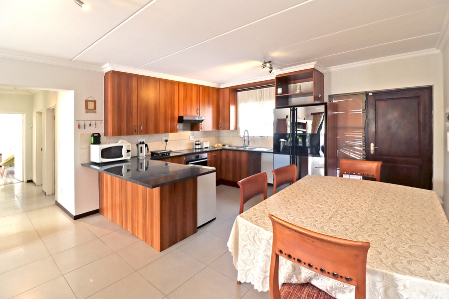 3 Bedroom Property for Sale in Barbeque Downs Gauteng