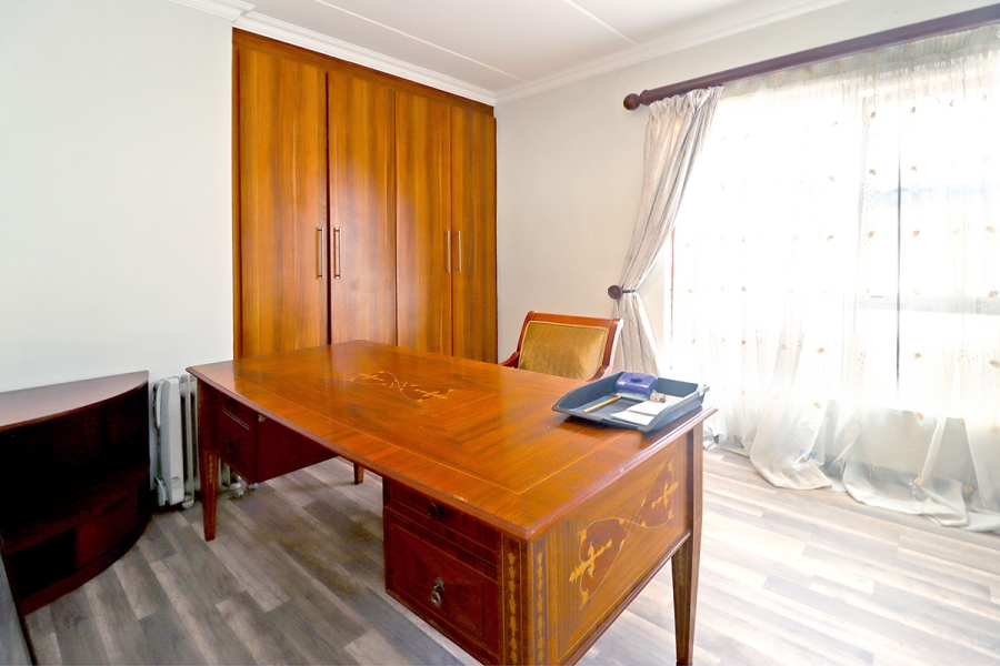 3 Bedroom Property for Sale in Barbeque Downs Gauteng