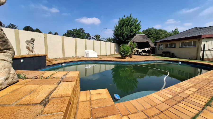 3 Bedroom Property for Sale in Geduld Ext 1 Gauteng