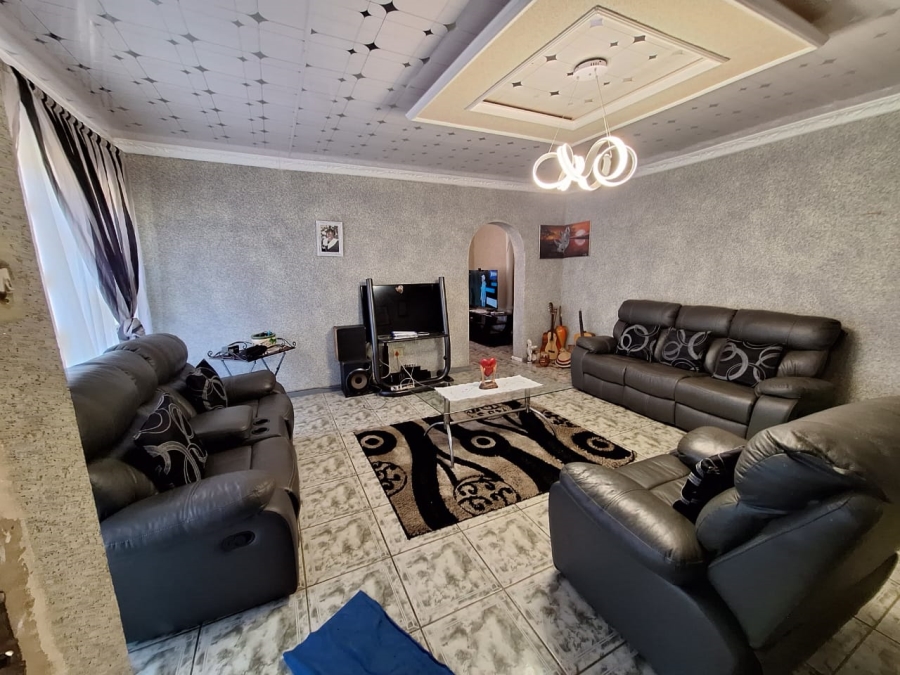 4 Bedroom Property for Sale in Steel Park Gauteng