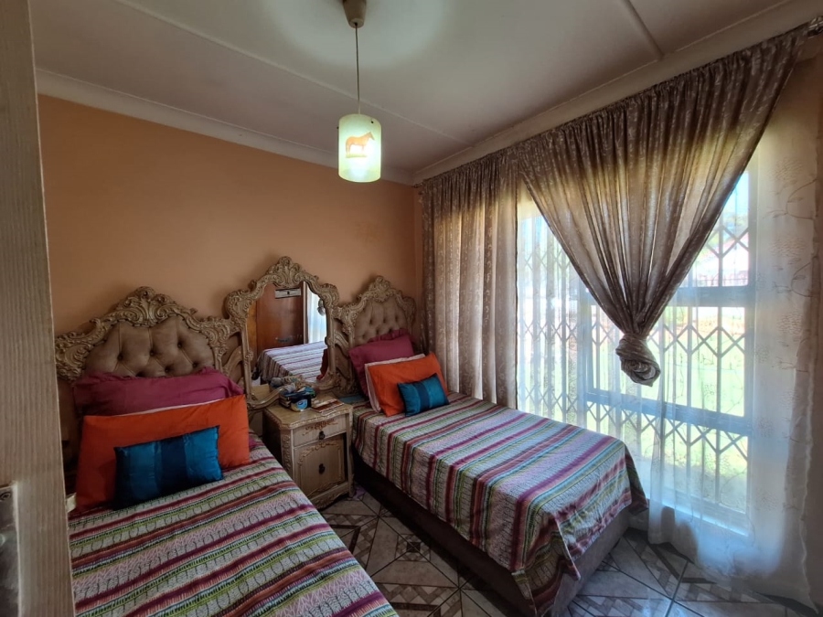 4 Bedroom Property for Sale in Steel Park Gauteng