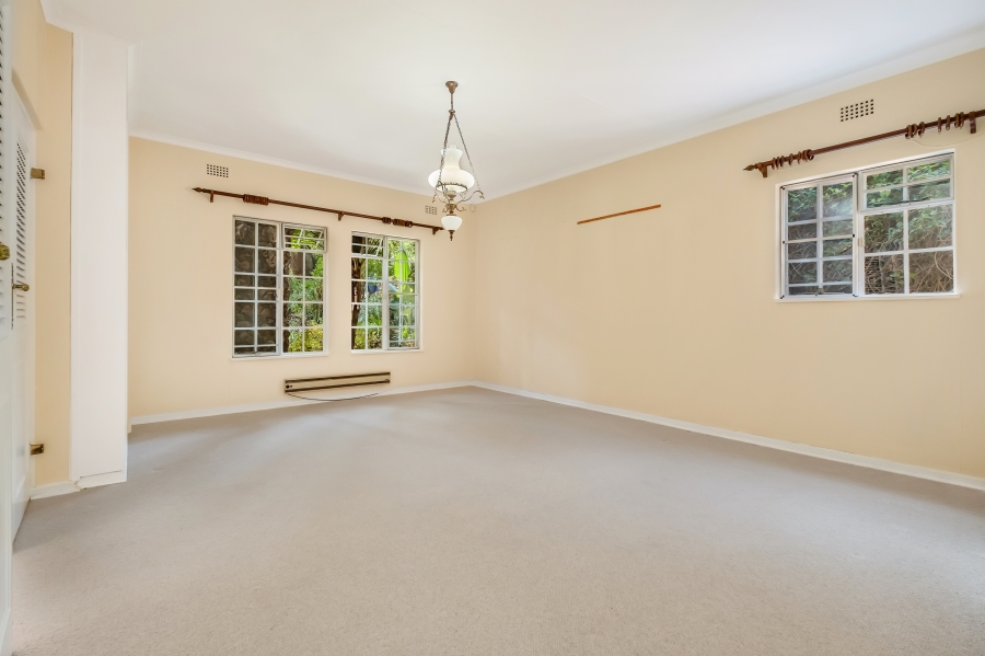 3 Bedroom Property for Sale in Sandhurst Gauteng