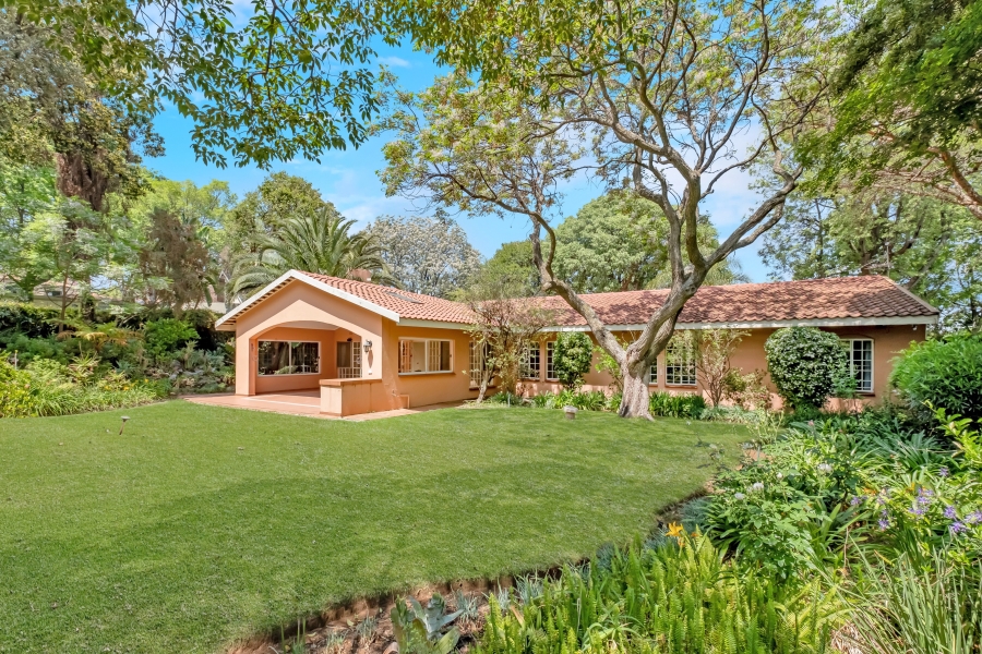 3 Bedroom Property for Sale in Sandhurst Gauteng