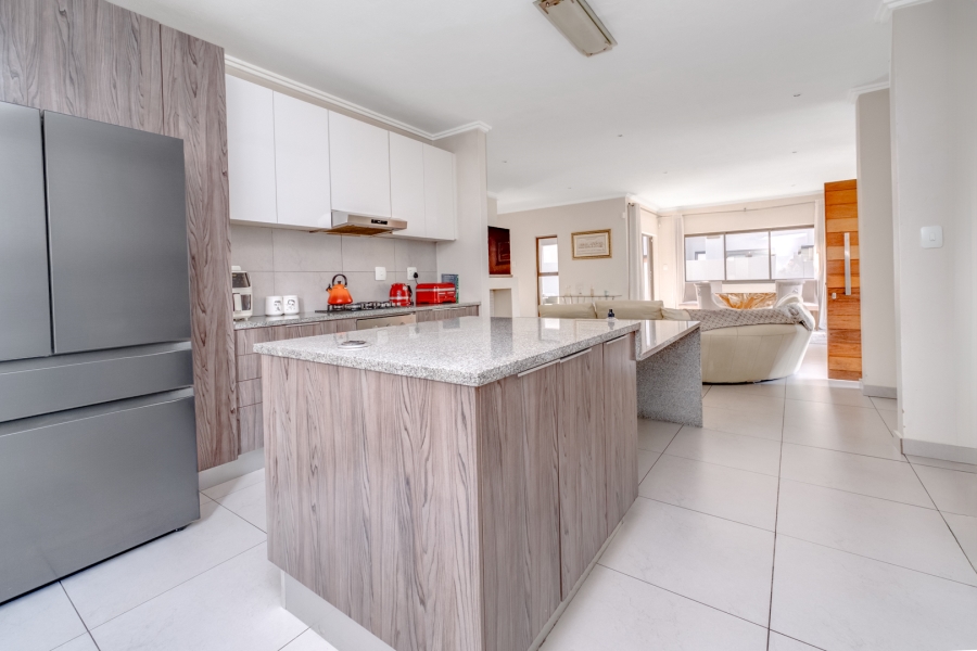 4 Bedroom Property for Sale in Bryanston Gauteng