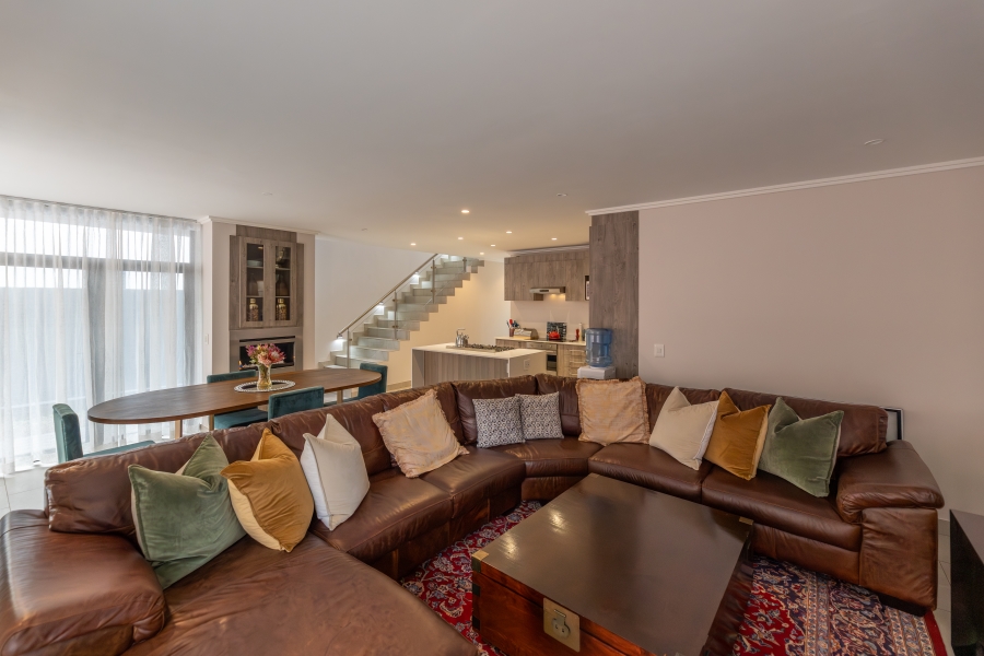 4 Bedroom Property for Sale in Bryanston Gauteng