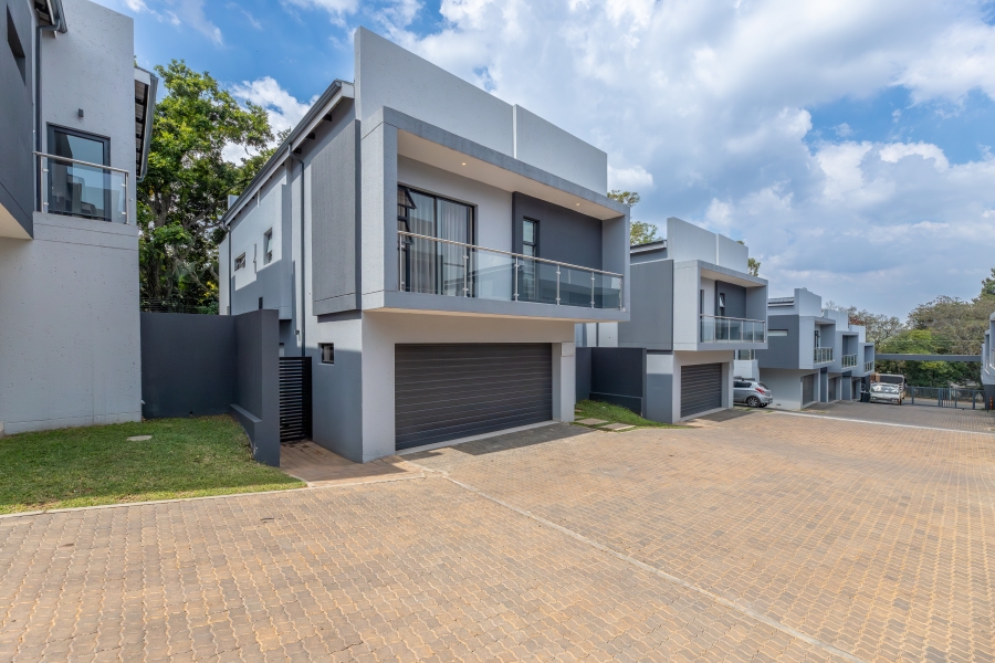 4 Bedroom Property for Sale in Bryanston Gauteng
