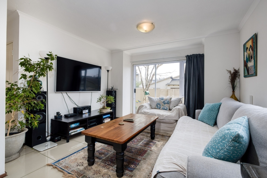 2 Bedroom Property for Sale in Broadacres Gauteng