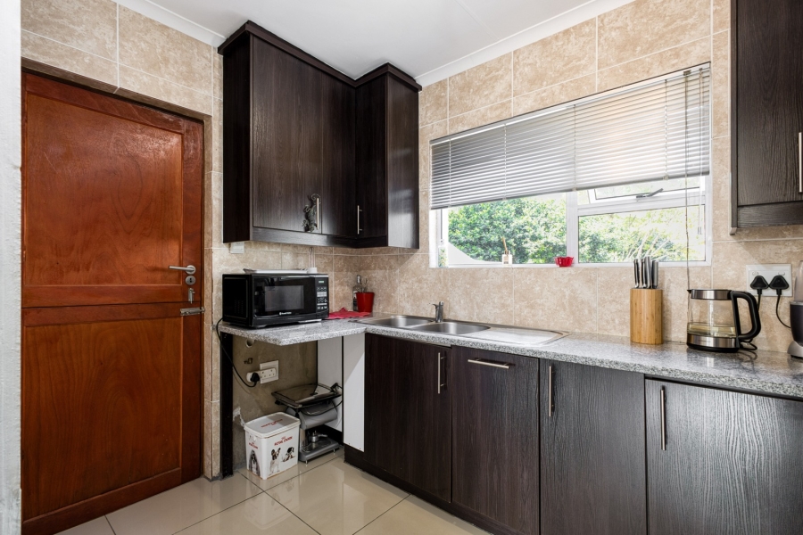 2 Bedroom Property for Sale in Broadacres Gauteng