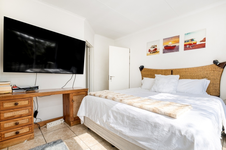 2 Bedroom Property for Sale in Broadacres Gauteng