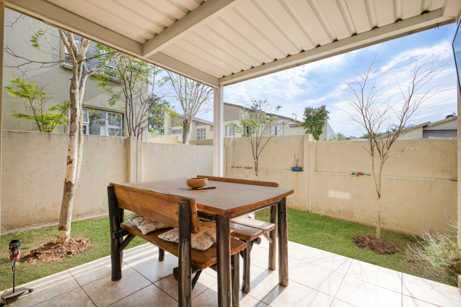 2 Bedroom Property for Sale in Broadacres Gauteng